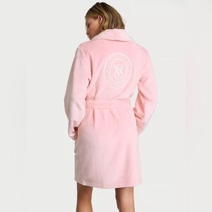 Victoria's Secret Soft Pink Women's Robe